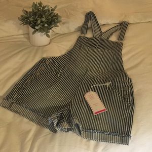 Cute ladies overall shorts